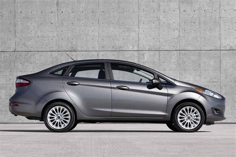 2017 Ford Fiesta Vins Configurations Msrp And Specs Autodetective
