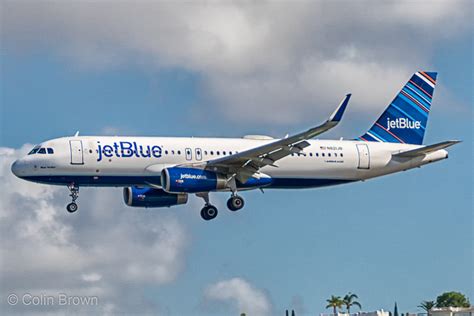 Jetblue A320 At West Palm Beach On Jan 15th 2023 Bird Strike Aeroinside