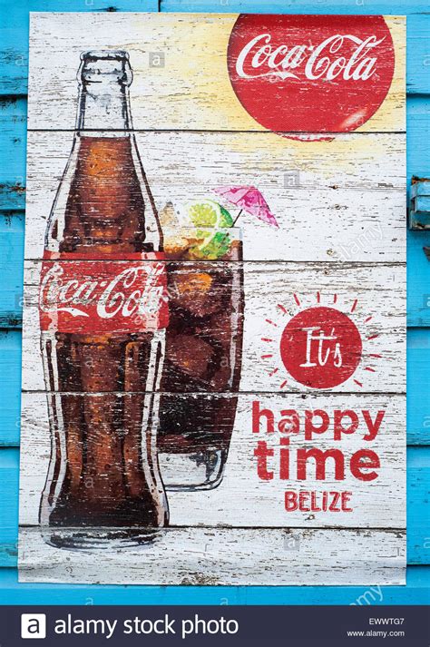 Coca cola vintage heritage schriftzüge usa metall werbung plakat. Ein Plakat Werbung für Coca Cola auf der Seite eine Mauer ...
