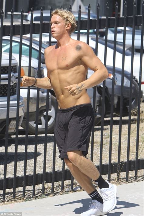 Cody Simpson Reveals His Ripped Physique In Los Angeles Daily Mail Online