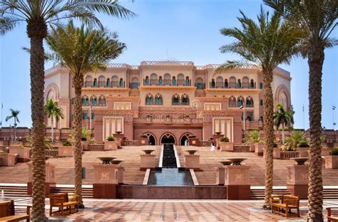 Emirates Palace Abu Dhabi Editorial Stock Photo Image Of Resort 34979878