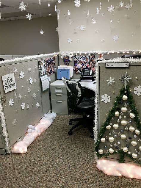 Christmas Cubicle Contest At Work 2018 Office Christmas Decorations
