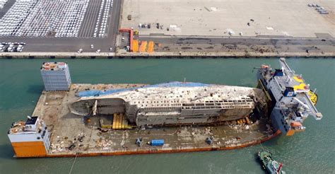 Mv Sewol South Korean Ferry Which Capsized And Sank In 2014 304 Fatalities 172 Survivors