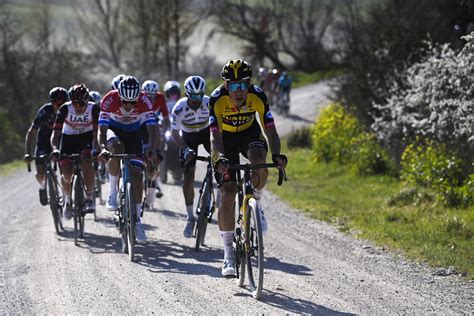 He also won the strade bianche earlier this year and the prestigious tour of flanders last year. Strade Bianche 2021 : Alaphilippe échoue juste derrière ...