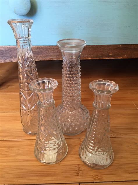 Lot Of Vintage Clear Glass Bud Vases 4