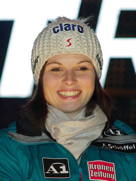 Schi Alpin Austriaca Anna Fenninger Nving Toare N Slalomul Uria De