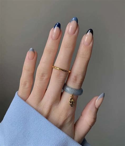 30 Trendy December Nails Youll Love To Try In 2022 Honestlybecca