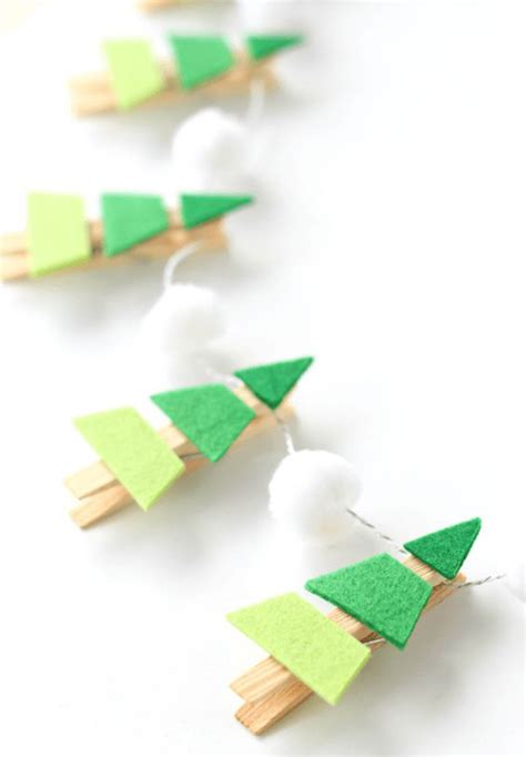 Diy Kids Christmas Tree Made From Clothespins Homemydesign