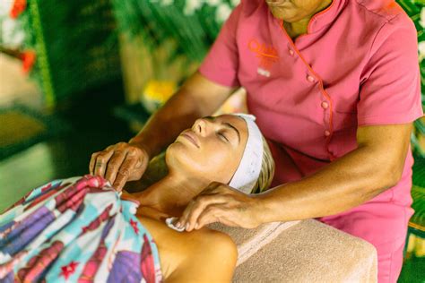 Experience The Healing Touch Of Fiji Spas