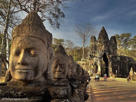 Bayon And Angkor Thom Siem Reap Cambodia Hd Wallpaper Pxfuel