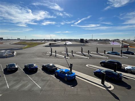 Porsche Experience Center La Rporsche