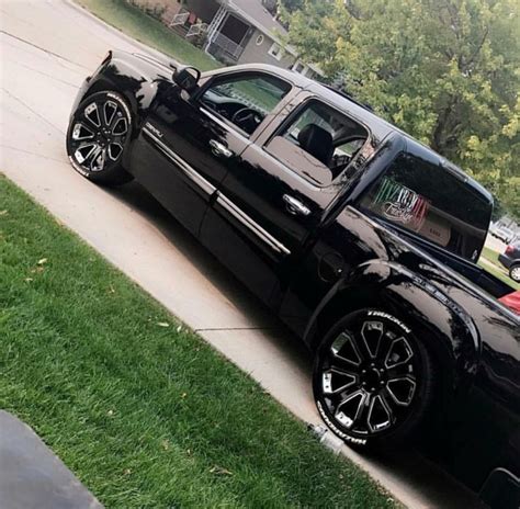 Takuache memes/trucks music content dm for promo 6.6k?follows @cesar_official1_. Low Low (con imágenes) | Camiones chevy, Camionetas, Coches todoterreno
