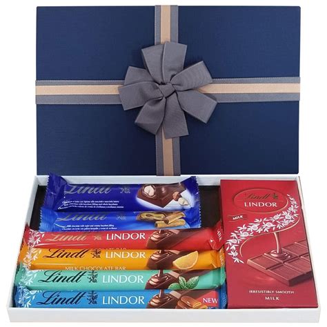 Buy Lindt Chocolates Gift Box Perfect Selection Of Lindt Lindor