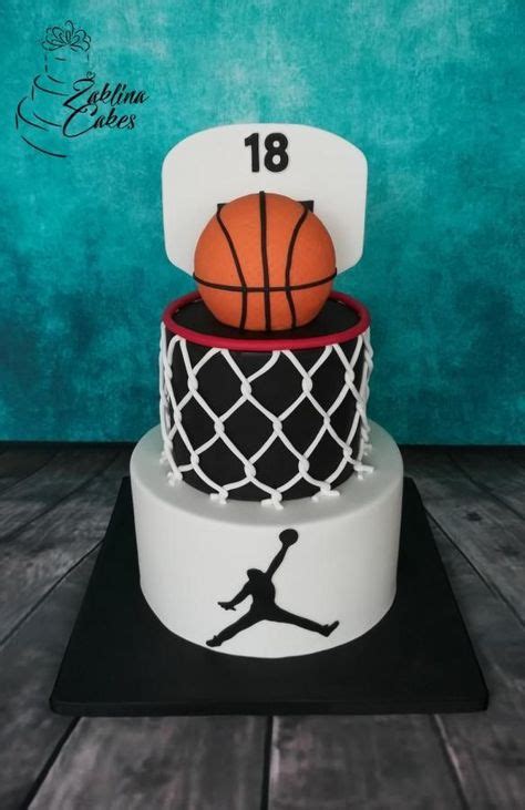 Basketball Cake By Zaklina Bolo De Basquete Bolos De Basquete Festa De Basquete
