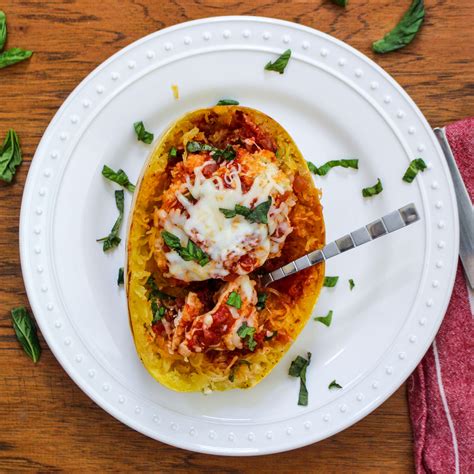 Just made this with spaghetti squash ….it was delicious. Skinny Chicken Parmesan Spaghetti Squash - Ally's Cooking