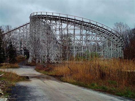 You May Be Shocked To See Whats Left Of Geauga Lake In Ohio Geauga