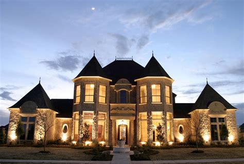 Whats your idea of luxury? Symmetrical French château luxury mansion Architecture ...