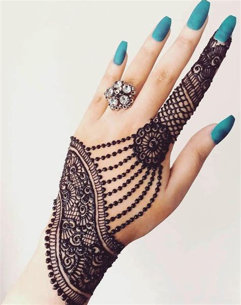 Beguiling Back Hand Arabic Mehndi Designs Back Hand Arabic Mehndi