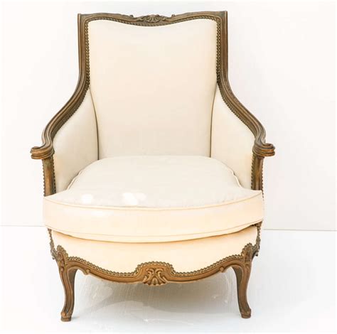 Antique French Bergere Chair At 1stdibs