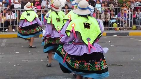 Peruvian Dancing Traditional Clothing And Music In Chimbote Youtube