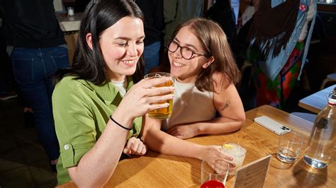 Lesbian Bars In Los Angeles Change With The Times The New York Times