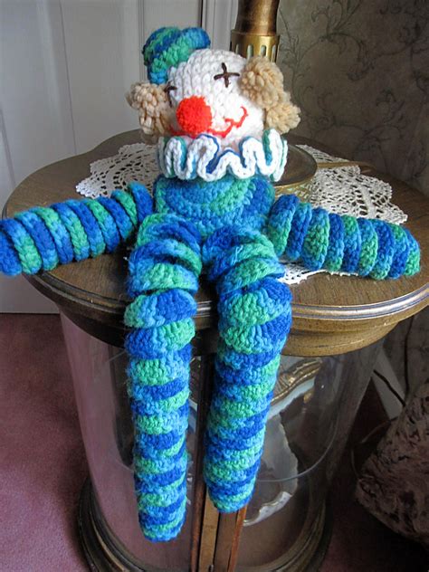 Createology: Vintage Crocheted Clown...