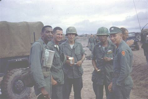 Photographic Images 25th Inf Div Vietnam 1966 6605 07