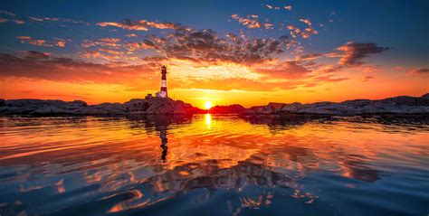 Sunsets Lighthouse Sunset Reflection Beautiful Sky Fiery Sea Glow