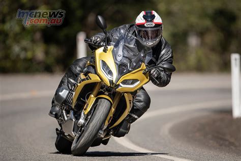 BMW R 1250 R and R 1250 RS Reviewed | Motorcycle Tests ...