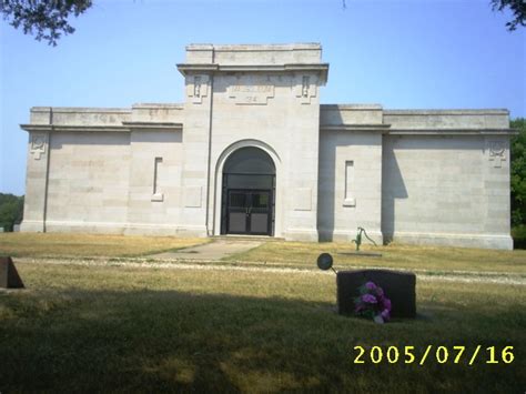 Abingdon Cemetery Mausoleum Knox County Il
