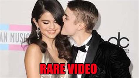 Fans Go Nostalgic As Rare Video Of Selena Gomez Justin Bieber S Kiss Goes Viral Iwmbuzz