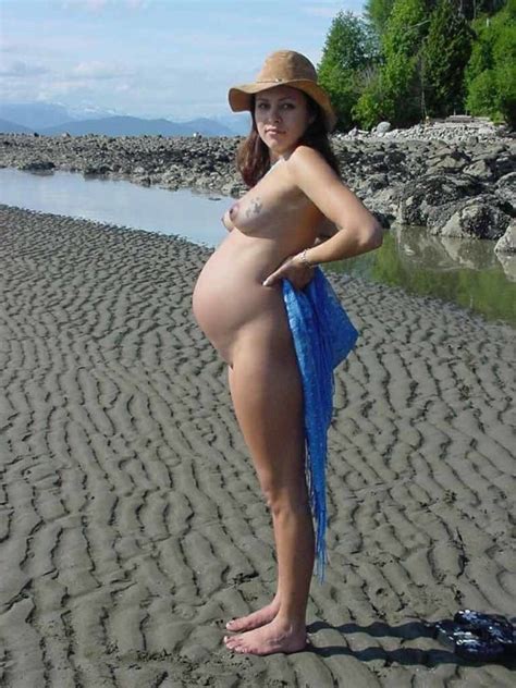 Pregnant At Wreck Beach Mrcanoeingnude