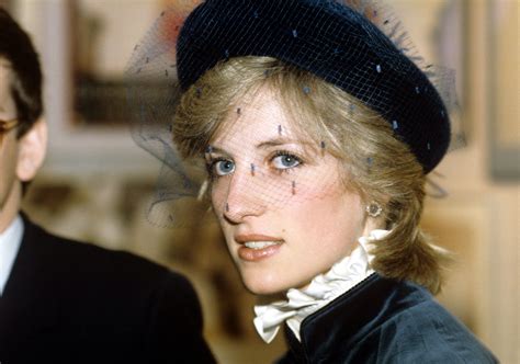 The Truth Behind The Theory That Princess Diana Was Pregnant When She
