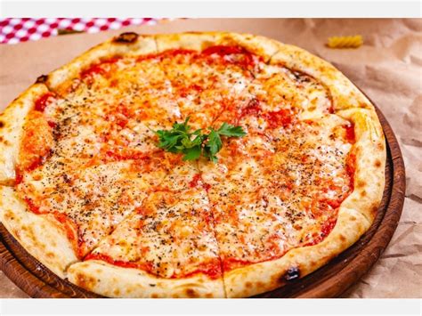 Maybe you would like to learn more about one of these? Iconic New Haven Pizzeria Begins Takeout Service | New ...