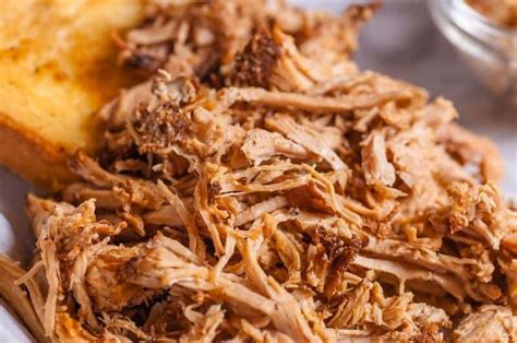 It is sweet, tangy and delicious! Side Dishes To Go With Pulled Pork - Pulled Pork Sandwiches With Crunchy Slaw Foodiecrush Com ...