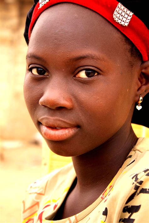 Jeune beauté Africaine Portraits Mbour Petite Côte Sénégal