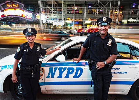 Nypd Cop Gets Desk Duty After Stomping Pot Suspects Head
