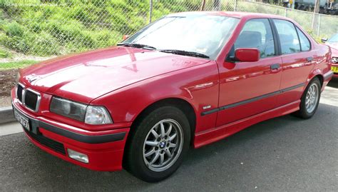 1993 Bmw Série 3 Berline E36 325tds 143 Ch Fiche Technique