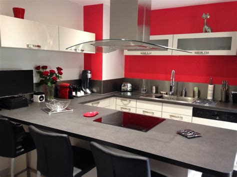 One of their specialities is foie grois, so dive in if you fancy tasting your favorite dish in a whole new light. Cuisine ergonomique pour une meilleure autonomie ...