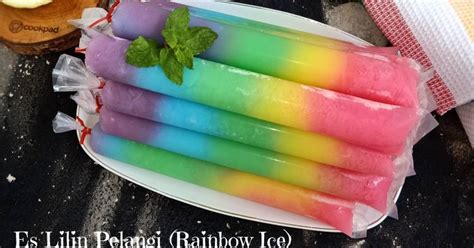 Sesuai dengan namanya, resep es coklat pisang ini bisa kamu jadikan ide jualan minuman menyegarkan. Resep Es Lilin Pelangi Ekonomis (Rainbow Ice) oleh ...