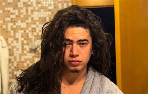 The following 2 files are in this category, out of 2 total. Whindersson Nunes se pronúncia sobre ex de Leo Stronda | OFuxico