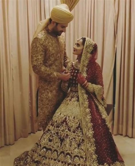 Pin By Mano👸 On Aineeb Pakistani Bridal Dresses Indian Wedding Dress