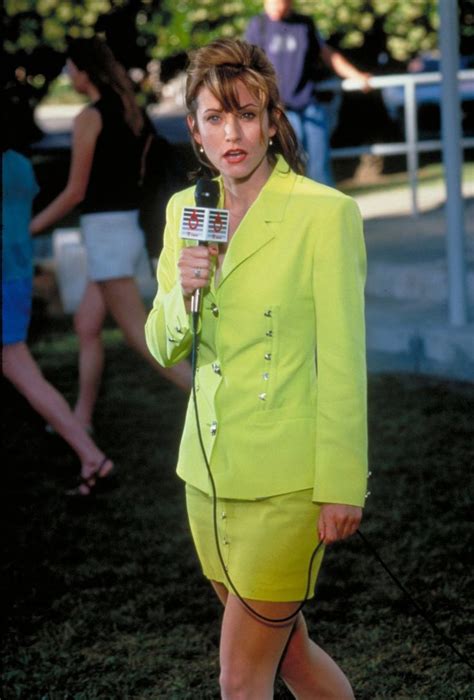 Cameras will roll on the spyglass media. Courteney Cox as Gale Weathers in "Scream" (1996) | Hair ...