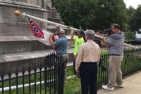 Alabama Governor Orders Removal Of Confederate Flags From Capitol The