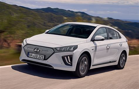 Hyundai ioniq electric, a stylish family car with sporty and dynamic exterior lines. Officieel: Hyundai IONIQ Electric facelift (2019 ...