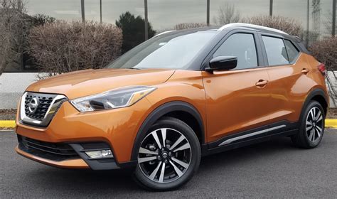 Nissan Kicks Bs6 Nissan Kicks To Offer 4 Variants Engines And Each