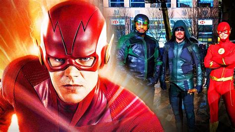 First Look At Arrowverse Crossover In The Flashs Final Season