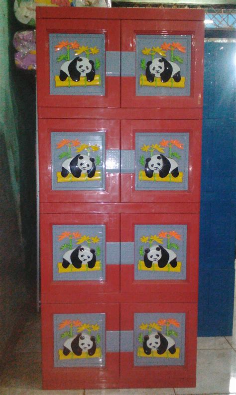 Lemari plastik baju minimalis model gantung, 2 sampai 4 susu yang bisa dibongkar pasang merk lion star, napolly, club & naiba berkualitas bagus dan modern. Jual Lemari Plastik MIAMI Susun 4 Ukuran besar Motif PANDA ...