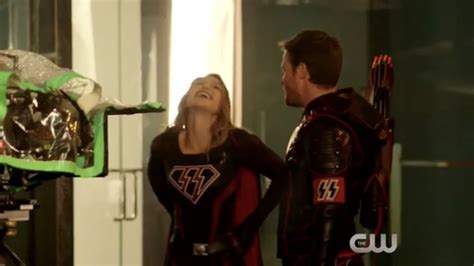 crisis on earth x bts supergirl and flash supergirl cw dc