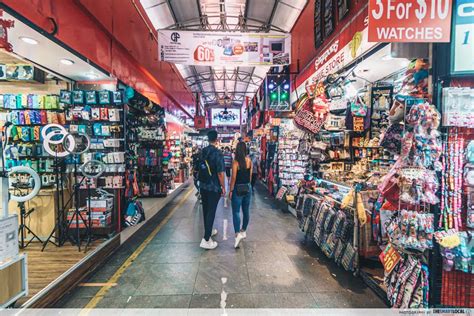 Bugis Street Singapores Budget Shopping Market With Affordable